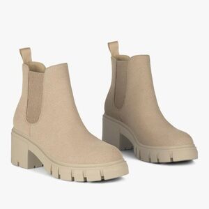 Chelsea Boots Suede Tan Chunky Heel Ankle Boot Beige Lug Sole Size 7.5